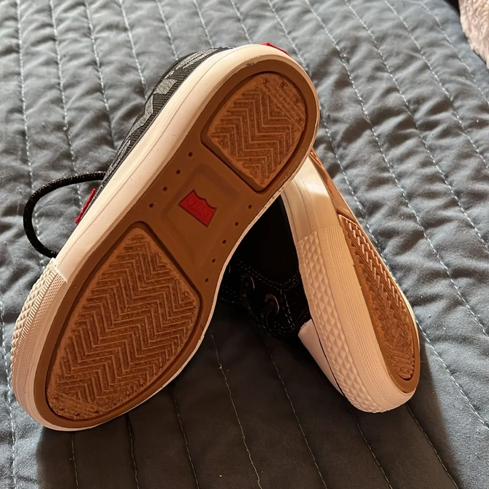 Levi shoes